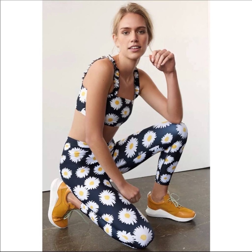 Year of Ours Daisy SET